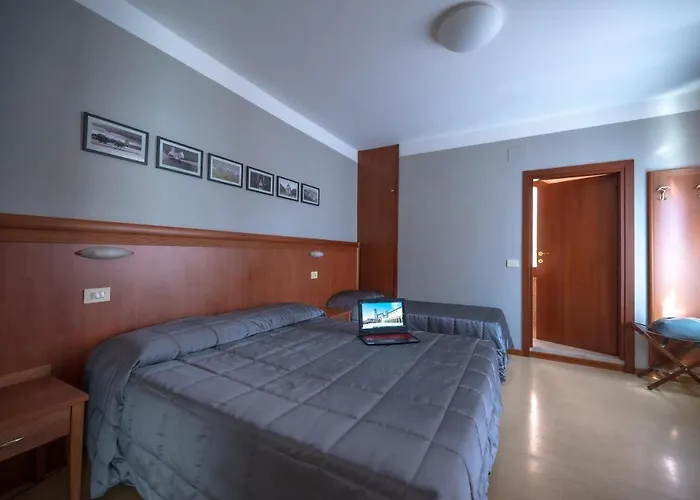 Hotel Moderno