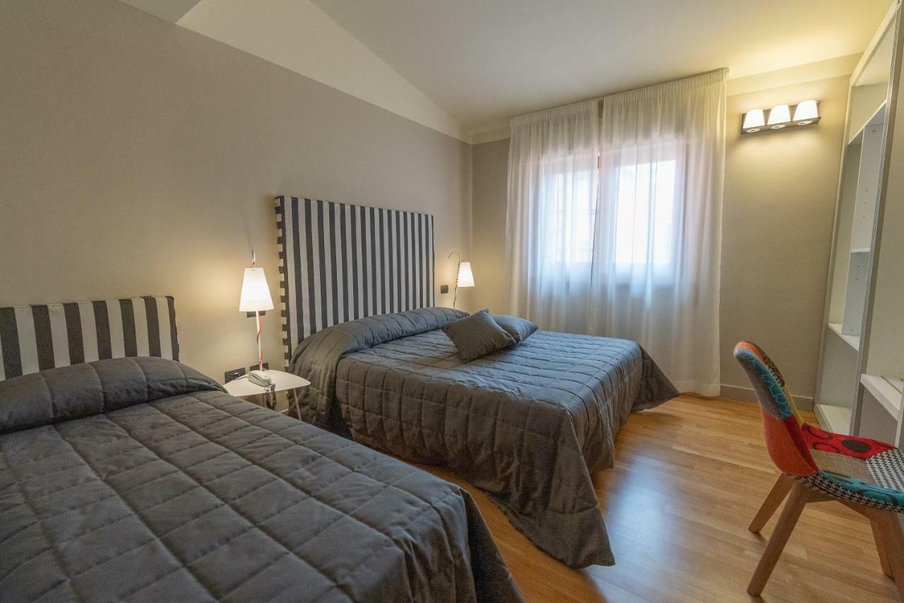 Moderno Hotel 3*