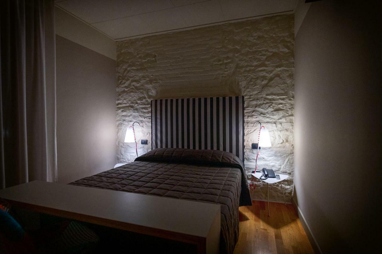 Hotel Moderno 3*