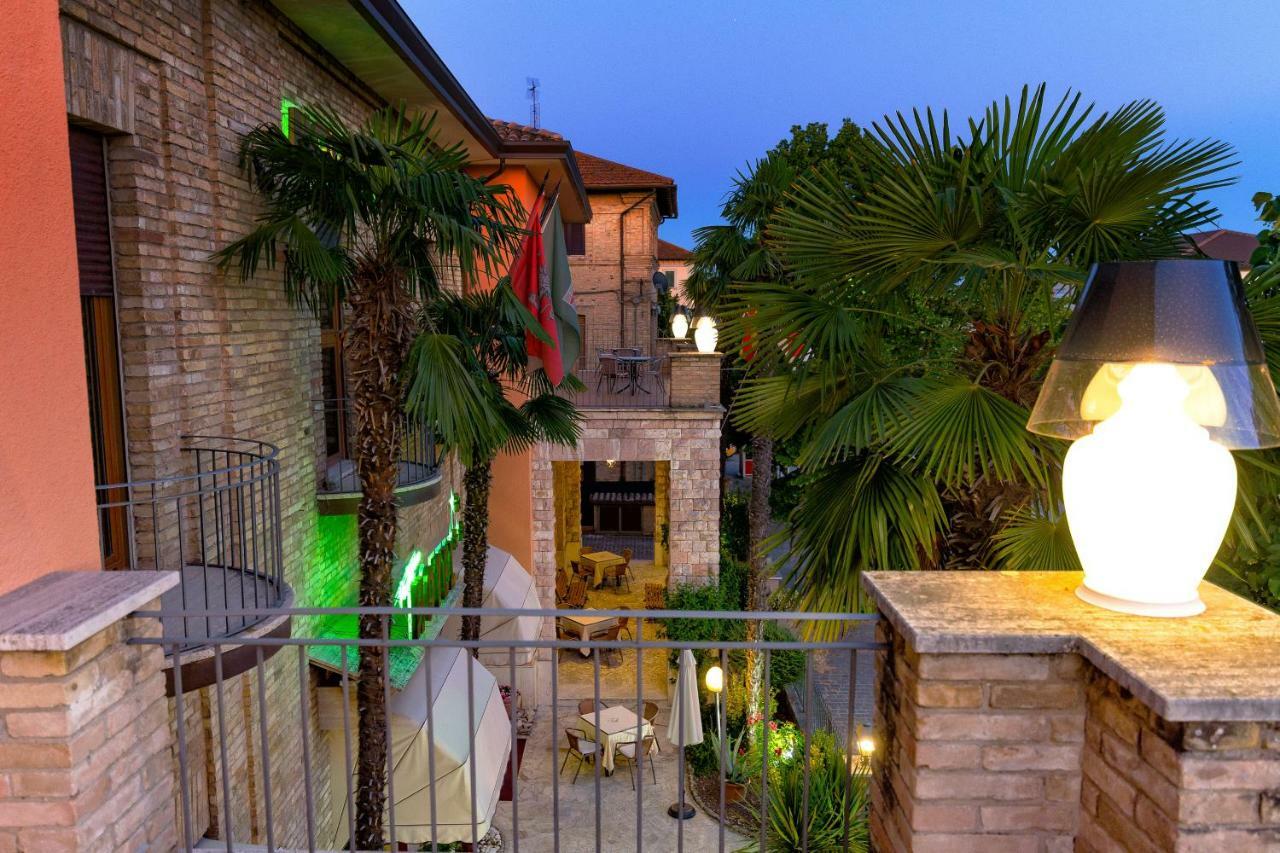 Moderno Hotel